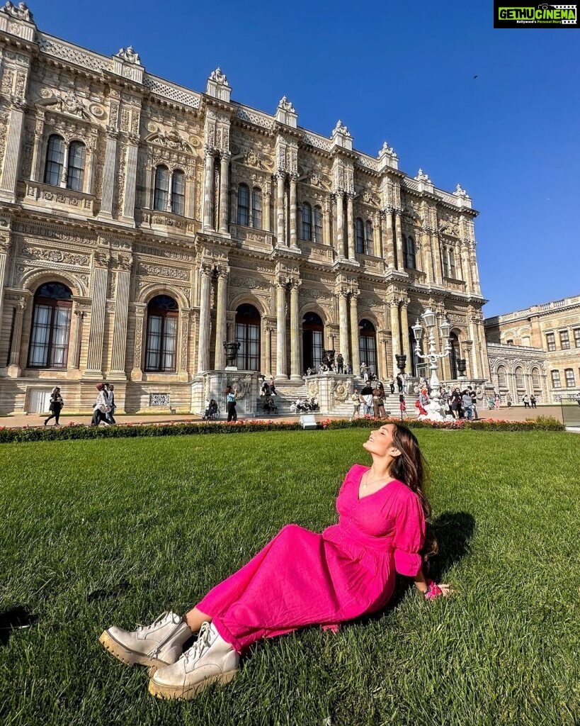 Kritika Sharma Instagram - Tourist spots to visit In Istanbul - part 1 1. Hagia Sofia - Outside 2. Hagia Sofia - inside Ps please wear full clothes when visiting mosques and take a scarf with you to cover your head or else you will have to pay for it inside ! 3. Dolmabahce Palace 4 .Dolmabahce Palace - the Gate 5 Dolmabahce Palace - outside garden 6 Simit - A famous street food of turkey 7 & 8 Basilica Cistern If you are planning a trip to turkey and have any questions feel free to comment below ! part 2 coming ! Outfit @saadgee.india Styled by @_vaishnavii.3011 #turkey #placestoseeinistanbul #istanbul #tourists #whattoseeinistanbul #2023 #trip #vacation Istanbul, Turkey