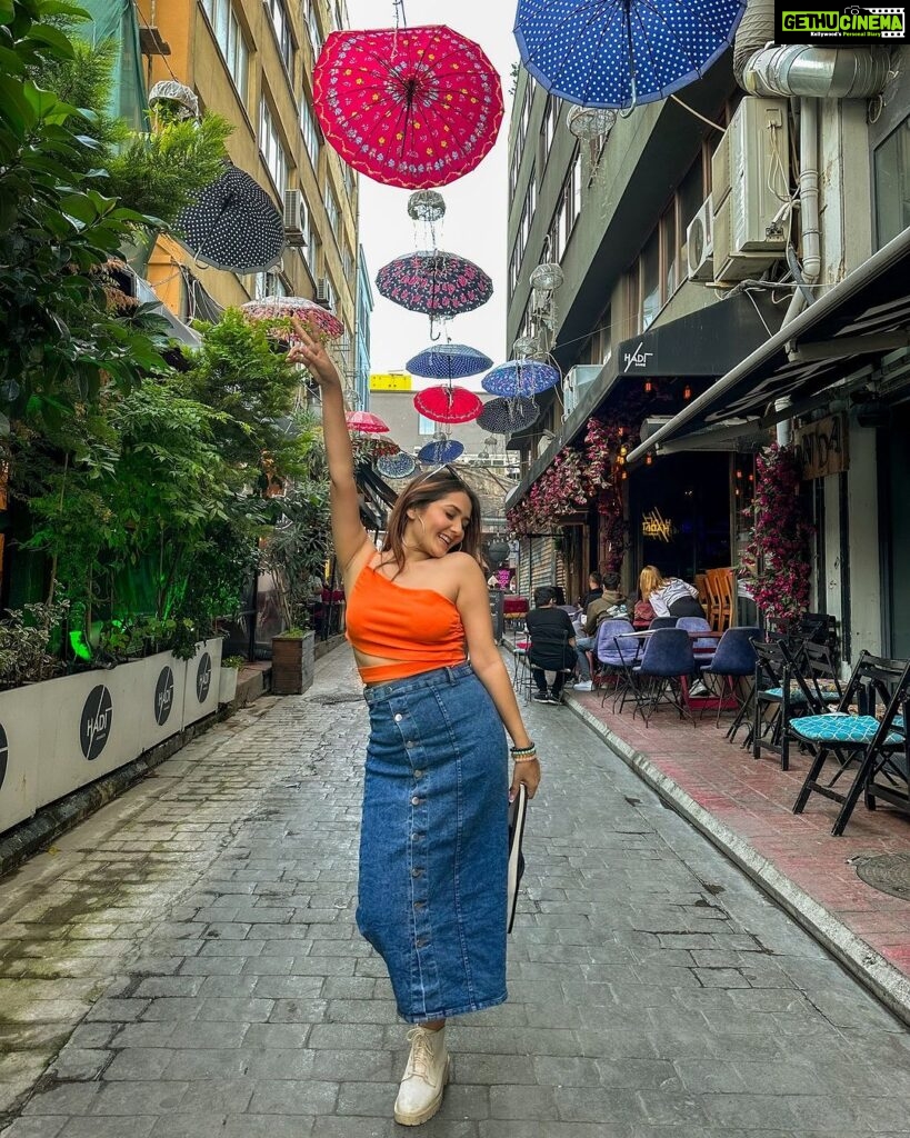 Kritika Sharma Instagram - GALATA PORT , Istanbul ❤️ This is on the European side of Istanbul filled with lots of hotels with the view of the sea and the Bosphorus bridge and KARAKOY - a street with colourful cafés and food ! Skirt - @a_trolley_ofclothes Galata port