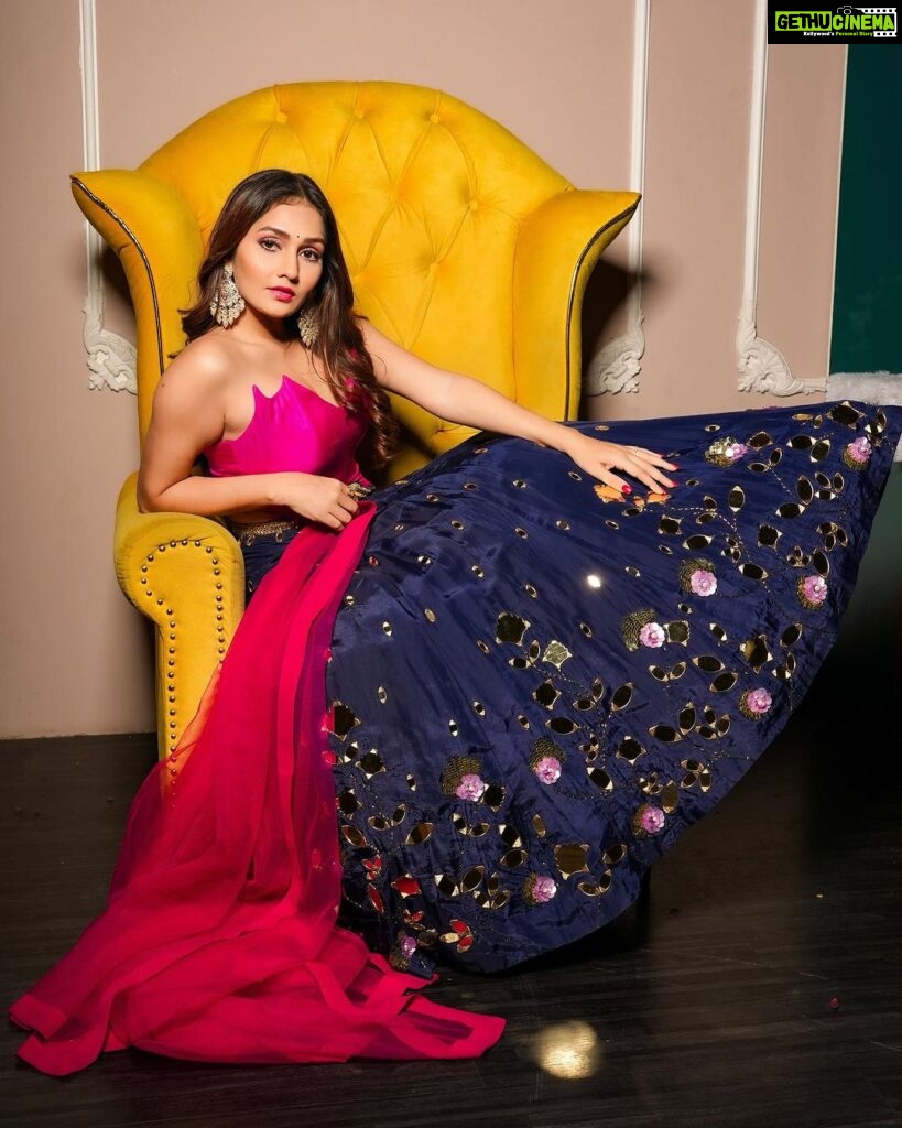 Kritika Sharma Instagram - Nazar na Lag Jaye jaanu ! Outfit @the_adhya_designer Studio @s3.mumbai Styled by @style.gramm_ MUA @hetals_brides Mumbai, Maharashtra