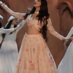 Kriti verma Instagram - Sara Sehar on trending 🔥🔥🧿🧿 #kriti #kritiverma #sarasehar #kritiverma #karanvirbohra