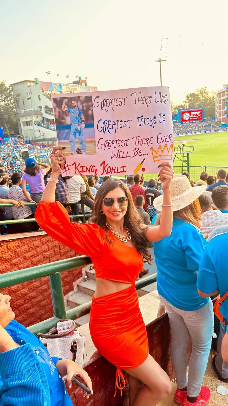 Kriti verma Instagram - Win World Cup Ticket [Link in bio] Continue winning huge profits this World Cup season only with @FUN88indiaofficial Don’t miss out on the action and make smart wins with Fun88. 😎 250% Welcome Bonus 🤑Upto 100% Bonus on Deposites 🤝 RS 1000 referral bonus across Fun88 🕒 24/7 Free Instant Withdrawals Sign Up Now, win everyday 🏆