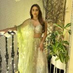 Krystle D’Souza Instagram – Dil-wali Diwali ✨🫶🏼
.
.
.

Outfit @sandhyashah.shah
PR @sonyashaikh