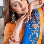 Krystle D'Souza Instagram - Since I’m humming this all day I thought might as well !!! . . . #navratri #khalasi