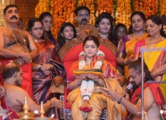 Kushboo Instagram - Divine blessing from the God! Feel so lucky to have been invited by #VishnumayaTemple in Thrissur to do #NaariPooja . Only chosen ones are invited. They believe the Goddess herself chooses the person. My humble gratitude to everyone at the temple for blessing me with such an honor. I am sure this will bring many more good things to all those who pray everyday and believe there is a super power to protect us.. Prayed for my loved ones and the world to be a better, happier & a peaceful place. #OmShivayaNamaha #naarishakti