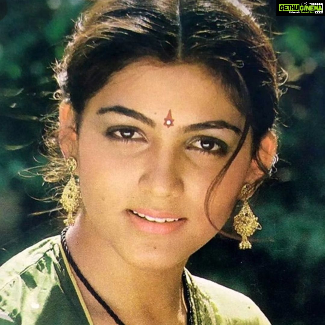 Kushboo Instagram - Blast from the past. ❤️❤️❤️