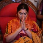 Kushboo Instagram - And the blessings continue 🙏🙏🙏 #vishnumayatemple #naarishaktipooja #Thrissur