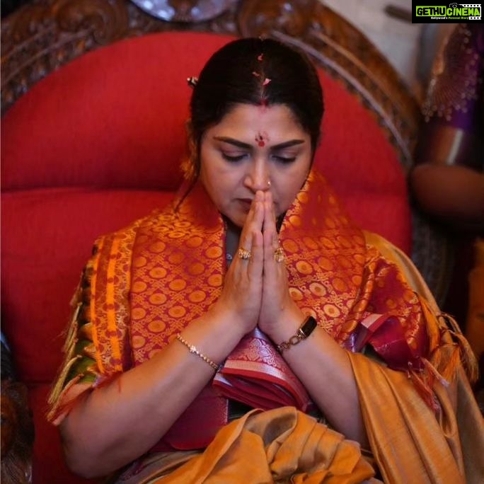 Kushboo Instagram - And the blessings continue 🙏🙏🙏 #vishnumayatemple #naarishaktipooja #Thrissur