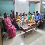 Kushboo Instagram - We couldn't celebrate Diwali this year due to an untimely demise of a loved one in the family. So we did the next best thing. Spend time at home with our loved ones. My elder baby @avantikasundar could join us as she was unwell. Hope all of you had a super funfilled Diwali. Sending loads of love, from our family to yours! ❤️❤️❤️🙏