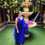 Kushee Ravi Instagram - ⛲️ . . . 👗: @stylebyaishwarya @saitanarya 💄 : @makeovers_by_shwethagowda #fullmeals #dia #actorslife #shooting #artist