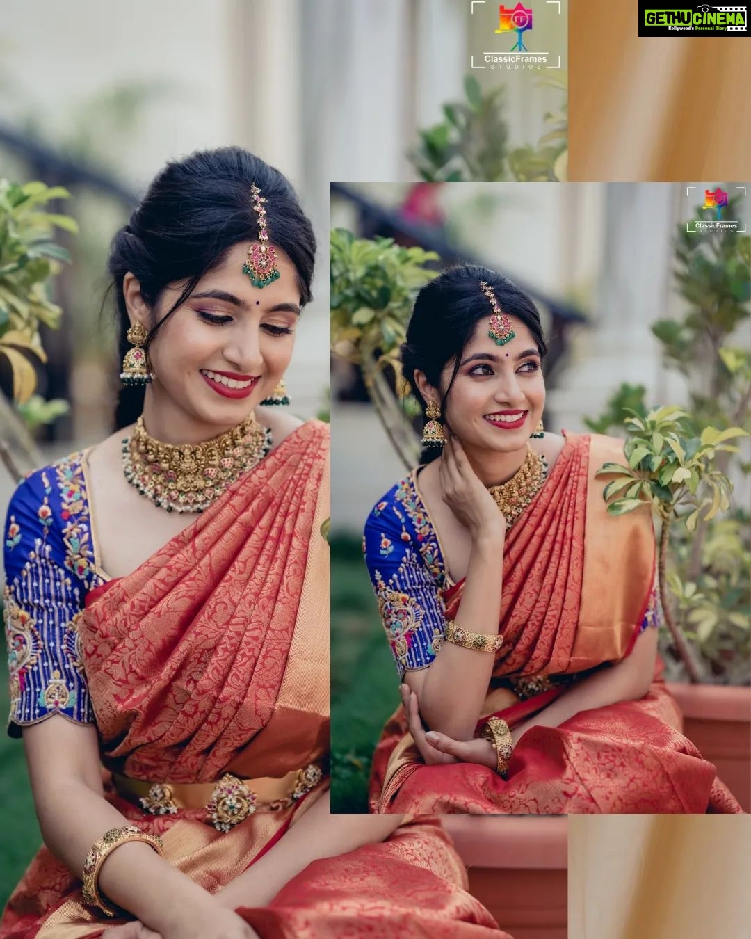 Kushee Ravi Instagram - Stunning @iamkusheeraviofficial Got a chance to shoot with her in one of our events! It was really our pleasure to shoot with such an amazing n humble actress! Costume: @anthariya_fashionacademy . . #classicframesstudios #kusheeravi #kusheeravifans #karnatakaactress #sandalwoodactrees #sandalwood_official #sandalwoodactress #sandalwoodcelebrity #diamovie #kusheeraviofficial #bengalurubrides #bangalorephotography #bengaluruweddings #bengaluruphotographers #southindianwedding #tollywoodactress #kanndaactress #kannadacelebrities #sandalwoodcelebrities
