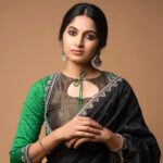 Kushee Ravi Instagram - My love for this timeless beauty is never-ending! . . Stylist. : @stylebyshrujanaravikumar Outfit. : @devimuthukumar.official Mua. : @shruthiashwath_makeupartist Pc. : @koushikgowdaphotography #dia #actorslife #fullmeals #artist #film #cinema #soulofdia