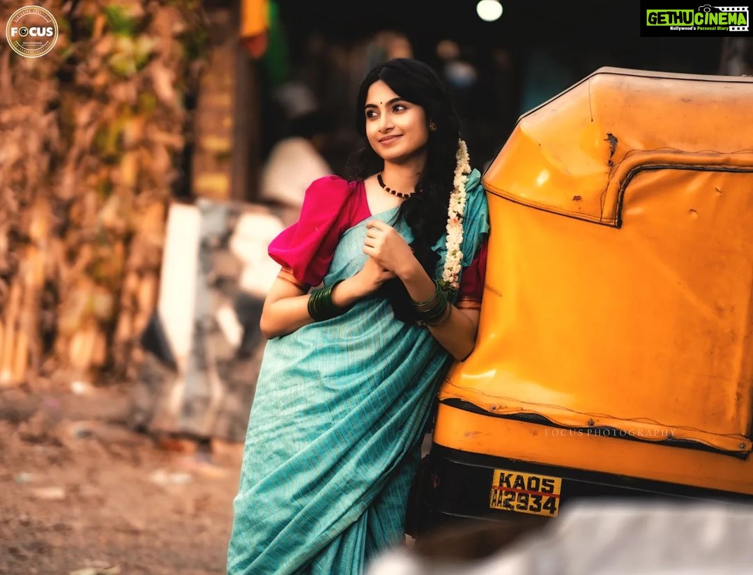 Kushee Ravi Instagram - Photoshoot for talented DIA movie fame actress @iamkusheeraviofficial @makeovers_by_shwethagowda @stylebyaishwarya @thespatika #portfolio #modelportfolio #portfolioshoot #portfolios #fashionportfolio #artportfolio #fwportfolio #keralaportfolio #modelingportfolio #portfoliodesign #portfoliobuilding #designportfolio #luxuryportfolio #myportfolio #portfoliowork #makeupportfolio #revistaportfolio #ourportfolio #tattooportfolio #weddingnet_portfolio #portfoliomanagement #portfoliobox_art #portfolioreview #photographyportfolio #modellingportfolio #propertyportfolio #portfolioday #portfoliophotography #portfolio_shoot #actorsportfolio KR Market