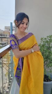 Kushee Ravi Instagram - embracing six yards grace.😍❤️🤩
.
.
.
Vc : @thiz_iz_rocky
