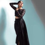 Kushee Ravi Instagram - 🕸️ . . . Pc : @vinu5494 M&H : @soujanyasshinde Styling : @stylebyshrujanaravikumar Top : @wrap_n_uff Drape skirt : @soulcouture_clothing