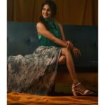 Kushee Ravi Instagram - Glow through what you go through ✨ . . Pc : @nagaraja_somayaji @focusphotographyservice Mua : @makeovers_by_shwethagowda Outfit : @saitanarya Stylist : @stylebyaishwarya . . #filmactor #dia #soul #cinema #fullmeals #actorslife #artist