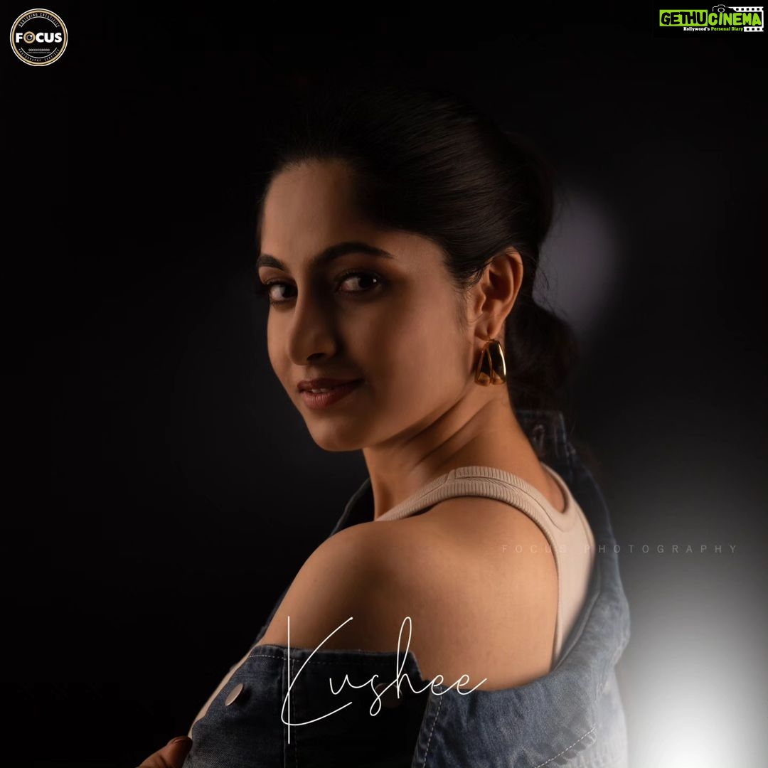 Kushee Ravi Instagram - One more indoor shoot For @iamkusheeraviofficial @makeovers_by_shwethagowda @stylebyaishwarya @focus_spacebangalore #portfolioshoot #portfolio #portrait #photography #model #photoshoot #portraitphotography #modeling #fashionphotography #fashion #photooftheday #canon #modelshoot #photographer #makeup #instagood #modelportfolio #fashionmodel #beauty #portraits #fashionshoot #portfolios #portfoliobuilding #instagram #modelphotography #weddingphotography #makeupartist #portfoliophotography #modelsearch #shoot