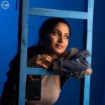 Kushee Ravi Instagram - One more indoor shoot For @iamkusheeraviofficial @makeovers_by_shwethagowda @stylebyaishwarya @focus_spacebangalore #portfolioshoot #portfolio #portrait #photography #model #photoshoot #portraitphotography #modeling #fashionphotography #fashion #photooftheday #canon #modelshoot #photographer #makeup #instagood #modelportfolio #fashionmodel #beauty #portraits #fashionshoot #portfolios #portfoliobuilding #instagram #modelphotography #weddingphotography #makeupartist #portfoliophotography #modelsearch #shoot