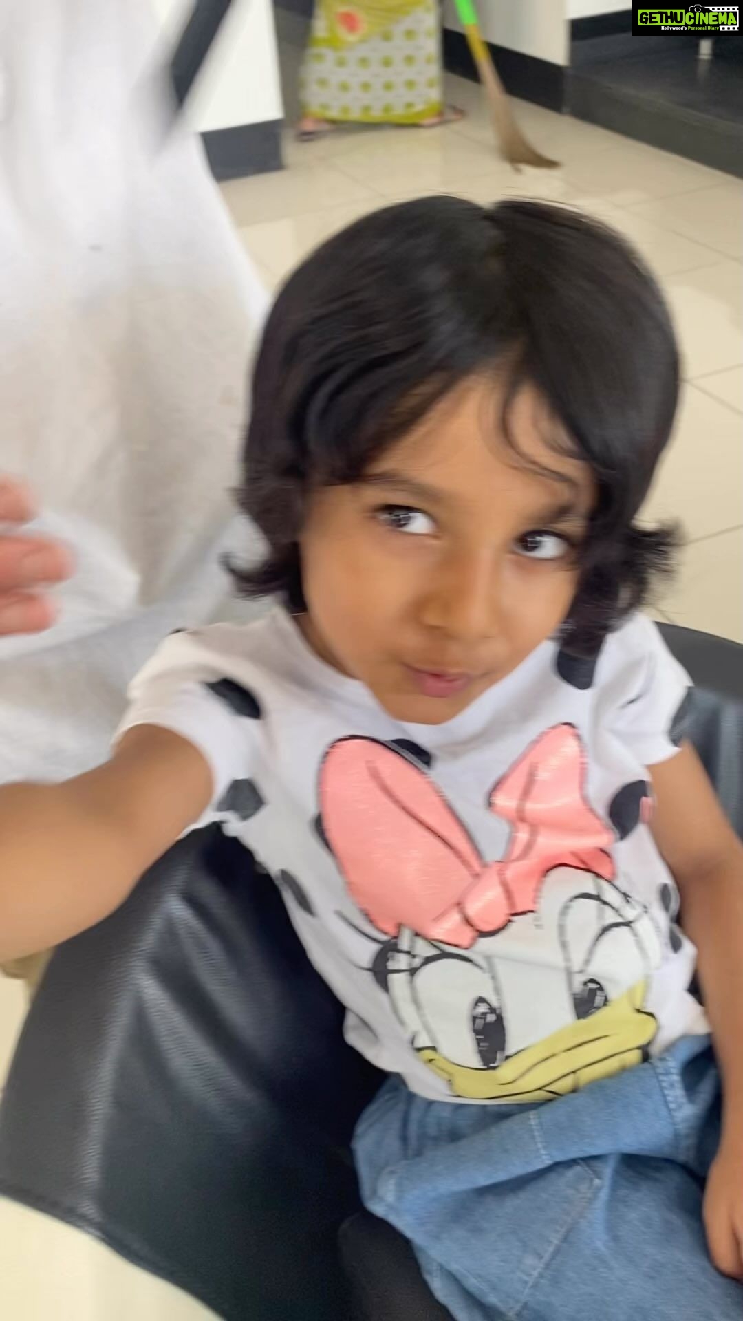 Kushee Ravi Instagram - Happiness of her first haircut ❤️😍 . . . @spinsalon_muddinpalya thank you for the wonderful service 😊🥰