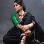 Kushee Ravi Instagram - 🖤 . . Pc : @koushikgowdaphotography Mua : @shruthiashwath_makeupartist Stylist : @stylebyshrujanaravikumar Outfit : @devimuthukumar.official