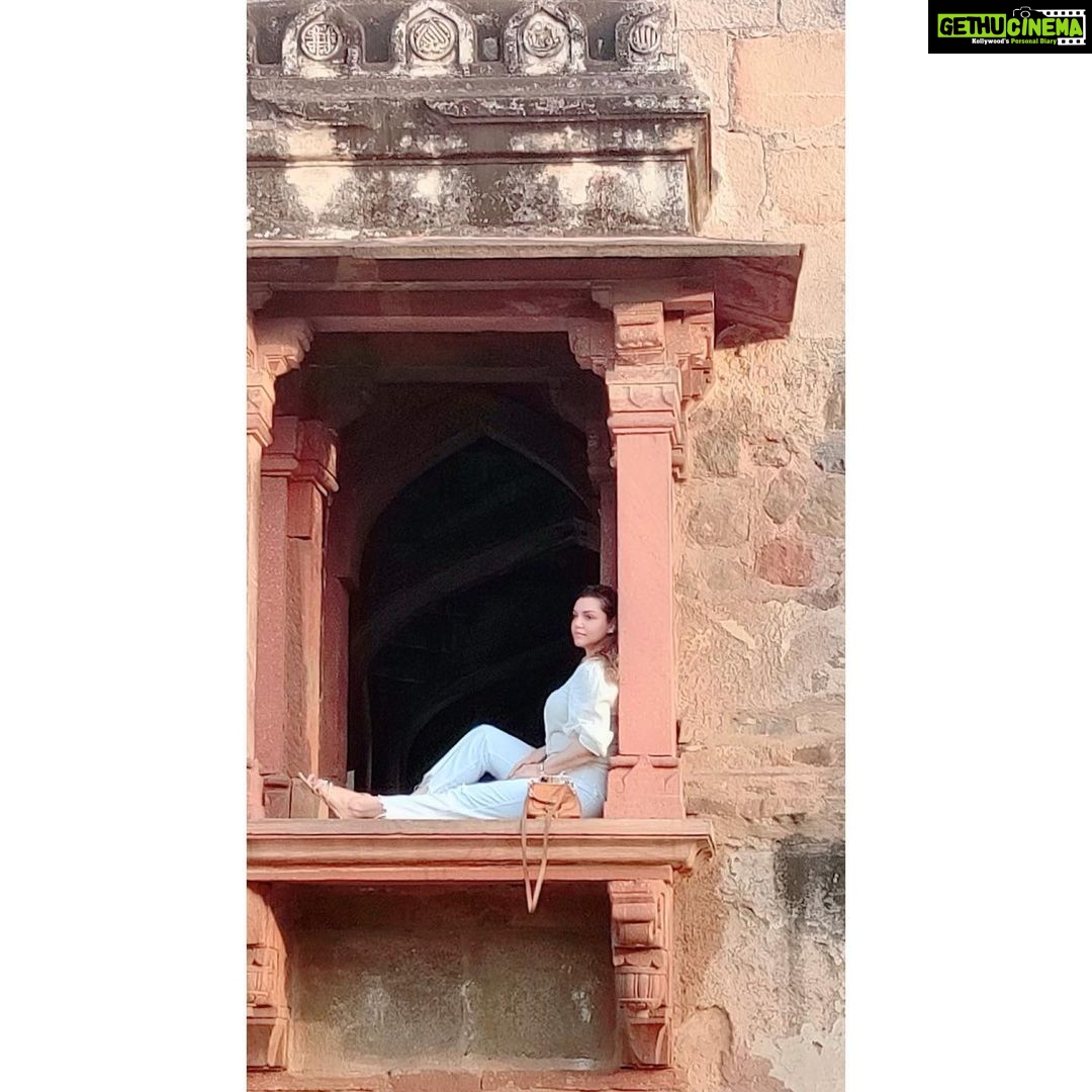 Kyra Dutt Instagram - 🕊 #SocialDistancing Lodi Gardens