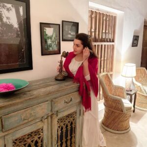 Kyra Dutt Instagram - 𝘐 𝘫𝘶𝘴𝘵 𝘤𝘢𝘭𝘭𝘦𝘥 𝘵𝘰 𝘴𝘢𝘺...