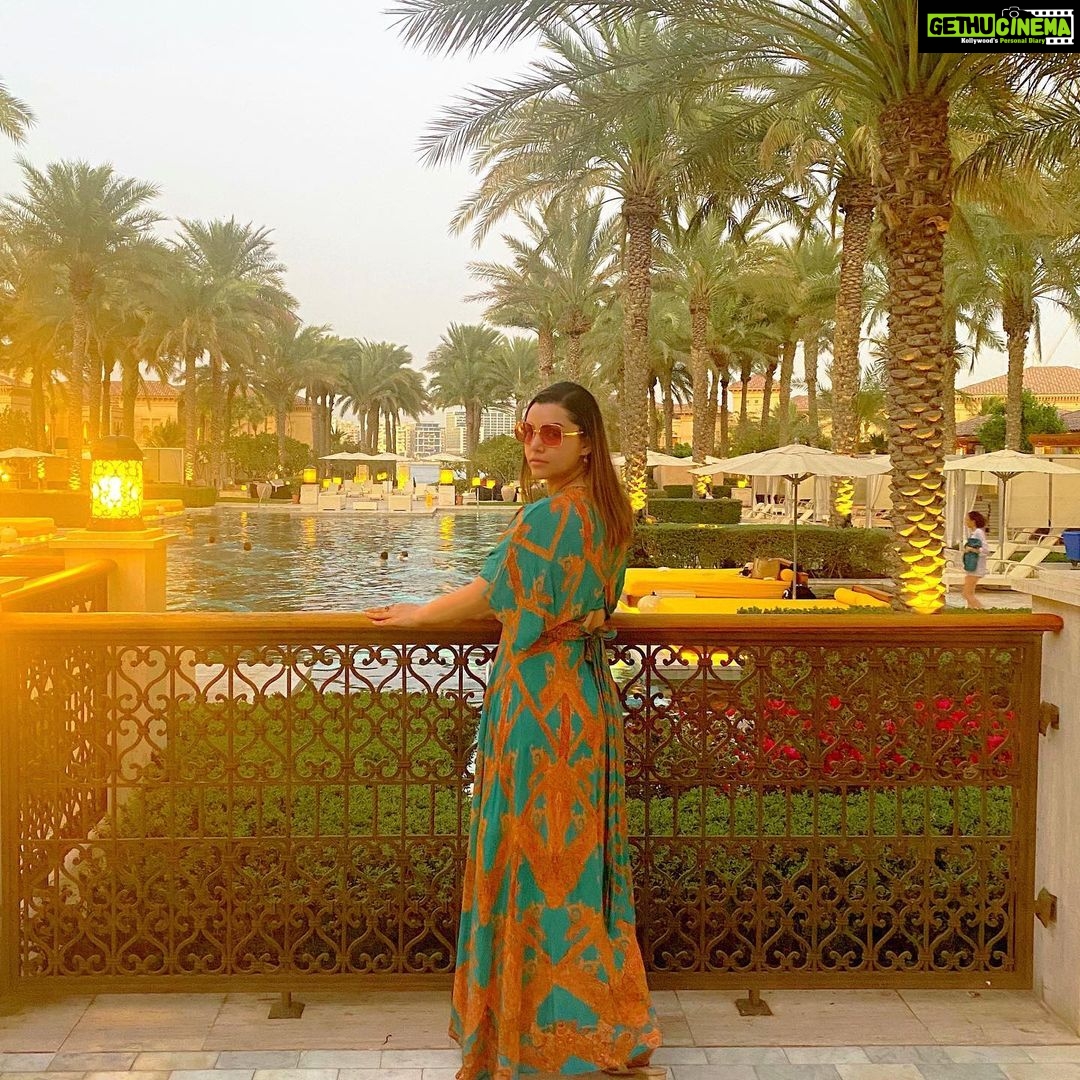 Kyra Dutt Instagram - Waiting for my Mimosa & for Karma to do the rest! #KatCartel One&Only The Palm Dubai