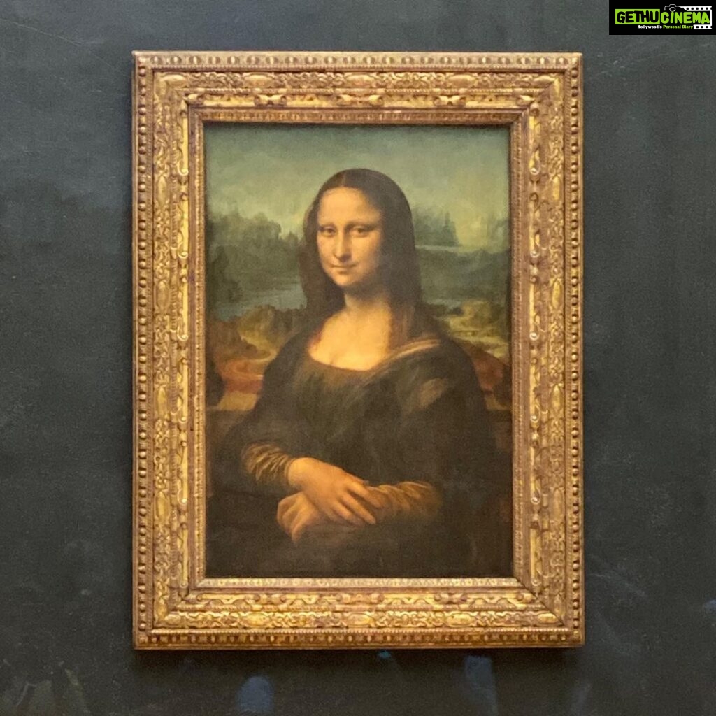 Kyra Dutt Instagram - Nancy Drew @ The Louvre! Cracking the Da Vinci Code, Illuminati & Conspiracy Theories!🔍 #MonaLisa #LeonardoDaVinci Musée du Louvre