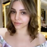 Kyra Dutt Instagram - Betcha missed the Blonde!;) #BlondieIsBack👱🏻‍♀️ Hair By: @eliehabchy @laloge_uae