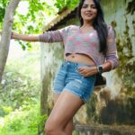 Lahari Shari Instagram - Feeling like a modern-day explorer, capturing the essence of old-world charm in this vintage house. Holding onto nature's beauty with this branch of serenity 🌿✨ Who knew a smile could say so much? Happy vibes only! 💃🌻 Photographer : @troyphotographyofficial #goodmorning #tollywoodactress #actresslife #hyderabad #telugufilmindustry #telugumovies #VintageVibes #ExploringOldWorldCharms #NatureLover #SmileBright #PosingForTheShoot #HappyFeels #LivingMyBestLife Hyderabad