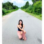 Lahari Shari Instagram – Feelin’ the wind in my hair and the open road beneath my wheels 🚗✨ Posing pretty during this epic long drive road trip 📸 🛣💃

Photographer : @troyphotographyofficial
Designer and Stylist : @adamohyd

#GoodMorning #happyfriday
#RoadTripVibes #AdventuresAhead #SittingPretty #LongDriveFeels #OnTheRoadAgain #potraitmode #AdventureAwaits Hyderabad