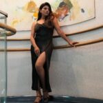 Lahari Shari Instagram - Living my best life, feeling like a boss 💃✨ Embracing the beauty that surrounds me 🌸🌿 Happiness looks good on me 😊✨ Designer and Stylist : @adamohyd Photographer : @troyphotographyofficial #GoodMorning #PositivityVibes #LifeIsBeautiful #HappyFeels #BossBabe #HappyVibes #Positivity #Blesssed #PosingGoals Cruise