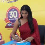 Lahari Shari Instagram - Experience the thrill of Festive Season with Bajaj Electronics as "India's Biggest Festive Offer" of – Rs. 1 Crore Cash Prize and 30 Alto K10 cars is featuring at #bajajelectronics near you, also get cashback offers of upto 15%. So, what are you waiting for? Shop at your nearest Bajaj Electronics store today,fill up the coupons and who knows, you might just be the next lucky winner!!! Follow @bajajelectronicsindia to know more about latest mobiles, gadgets, TV's electronics, home appliances and lot more.... #bajajelectronics #indiasbiggestfestiveoffer #mobilesXbajajelectronics #gadgetsXbajajelectronics #TVXbajajelectronics #bestelectronicsstore #indiasleadingelectronicsretailer So, what are you waiting for? Shop at your nearest Bajaj Electronics store today,fill up the coupons and who knows, you might just be the next lucky winner!!! Follow @bajajelectronicsindia to know more about latest mobiles, gadgets, TV's electronics, home appliances and lot more.... #bajajelectronics #indiasbiggestfestiveoffer #mobilesXbajajelectronics #gadgetsXbajajelectronics #TVXbajajelectronics #bestelectronicsstore #indiasleadingelectronicsretailer Hyderabad