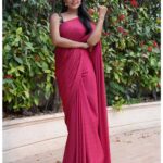 Lahari Shari Instagram - Feeling like a desi queen 👑✨ Rocking the saree vibes at home and loving every moment of it! 💃🏽 Slaying in my tradition. Embracing the beauty of our culture and feeling all kinds of fabulous! ❤️🖤 Saree : @srikrishnasilk Ptographer : @troyphotographyofficial Stylist : @adamostylestudio #DesiQueen #SareeVibes #HomeSlay #TraditionalLove #FeelingFabulous #CultureConnects #IndoorsGlam #SlayAtHome #HappyVibes #SmileBright #EmbraceYourRoots #teluguactress #tollywood #biggbosstelugu #actress #actresslife #telugucinema #telugumovies #Hyderabad
