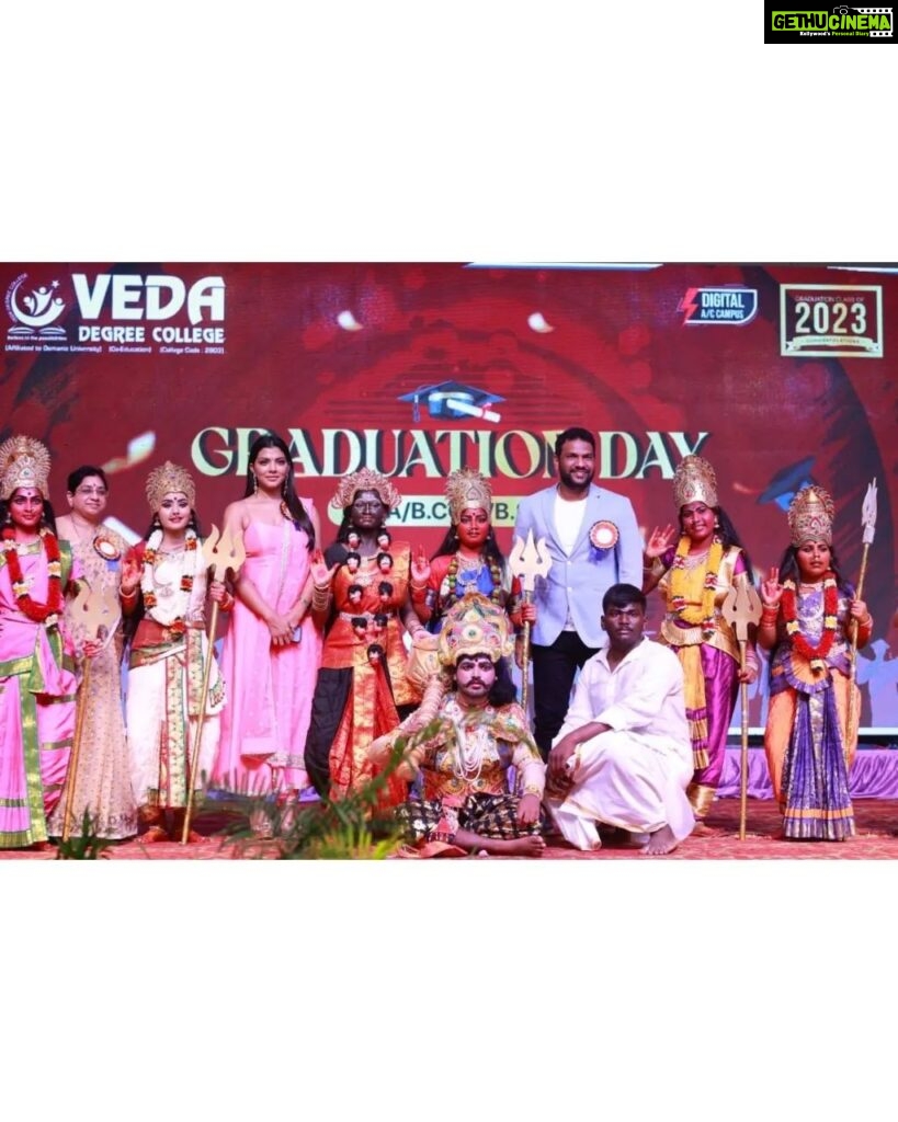 Lahari Shari Instagram - Felt like a total 🌟 as the Guest of Honour at Veda Degree College's Graduation Ceremony and Freshers Party Yesterday! It's such an honour to be recognized and celebrated by these amazing students. 🎓✨ Embracing this new role with grace and excitement. It was a great experience to inspire and motivate these future leaders to chase their dreams and make a difference in the world. 🌍 🎉🥳 @vedadegreecollege Designer and Stylist : @adamostylestudio #GuestOfHonor #VedaDegreeCollege #GraduationCeremony #FreshersParty #NewBeginnings #FutureLeaders #Inspiration #Motivation #LetsParty #CelebrateSuccess #NavratriVibes #FestiveFeeling #IndianFestivals #CelebrationMode #GlamorousAndGraceful #Navratri2023 #actress #teleuguactress #telugucinema #telugumovies #filmcity #hyderabad #tollywood Hyderabad