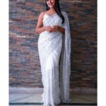 Lahari Shari Instagram - Shining bright like a star on the second day of Navratri 2023 ✨ Embracing the festive vibes in this gorgeous saree, radiating elegance and grace 🌸💃 Saree : @srikrishnasilk Ptographer : @troyphotographyofficial Stylist : @adamostylestudio #NavratriVibes #FestiveFeeling #SareeLove #TraditionalGlam #FashionGoals #IndianFestivals #CelebrationMode #DazzlingDivas #InstaFashion #OOTD #EthnicChic #GlamorousAndGraceful #Navratri2023 #Fashionista #InstaStyle #SlayingTheFestivities #DressedToImpress #StunningInSaree #actress #teleuguactress #telugucinema #telugumovies #filmcity #hyderabad #tollywood #Navratri2023 #navratri #navratrispecial #chaitranavratri #durga Hyderabad