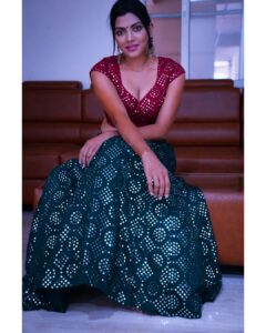 Lahari Shari Instagram - Radiating vibes and dancing my way into Navratri 2023! 🎉 Wishing you all a joyous and colourful Navratri 2023! 🧡 Let the celebrations begin with dandiya moves that'll make your heart race and your feet groove! 💃 Get ready to lose yourself in the infectious energy of Navratri, where every step is a beat and every twirl is pure bliss! It's time to spin, swirl, and sway like there's no tomorrow! 🔥 May this Navratri bring you loads of happiness, love, and blessings. 🙏💖✨

Designer : @nysapriyankagarg
Photographer : @troyphotographyofficial
Stylist : @adamostylestudio
 
#NavratriBeginnings #Navratri2023 #navratri #navratrispecial #chaitranavratri #durga #navratrifestival #maa #durgapuja #happynavratri #maadurga #goddess #jaimatadi #DandiyaDance #FestiveVibes #TraditionalChic #LehengaLove  #ColorfulCelebrations #InfectiousEnergy #BlissfulBeats #SpinningAndSwaying #BlessingsAndLove #JoyousMoments #actress #teleuguactress #telugucinema #telugumovies #filmcity #hyderabad #tollywood