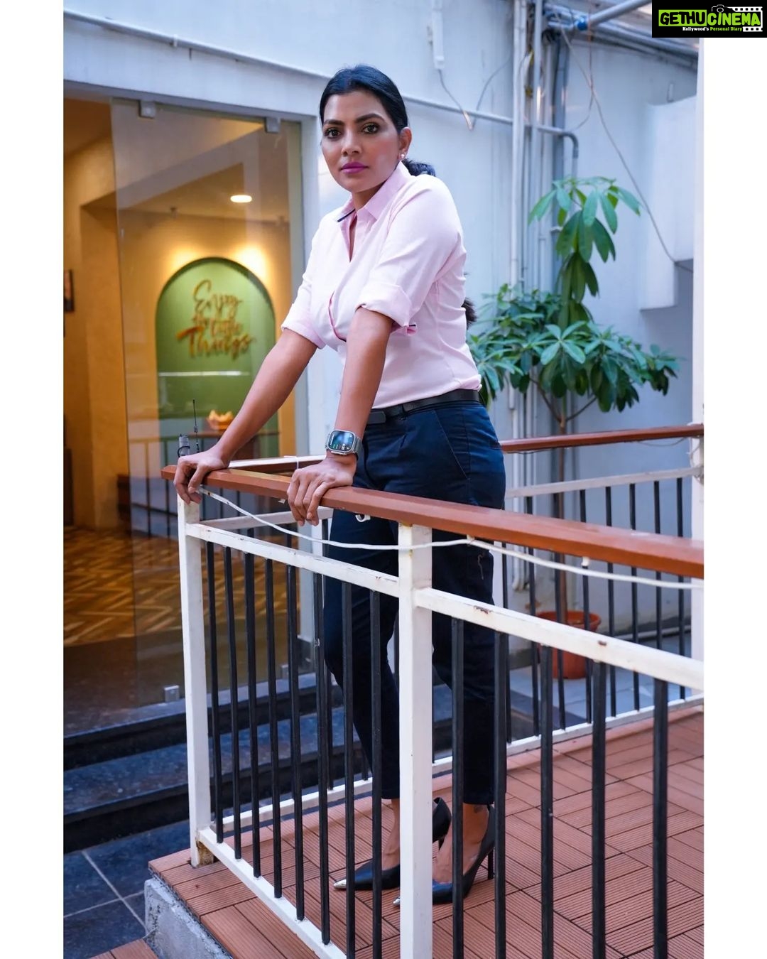 Lahari Shari Instagram - Friday vibes, channeling my inner swag for this photo shoot! ๐๐ธ Feeling on top of the world and loving every moment of it. Ready to kick off the weekend in style Photographer : @troyphotographyofficial Stylist : @adamostylestudio #goodmorning #fridayvibes #happysoul #PositiveThoughts #feelinghappy #Blesssed #thanksgiving #loveyouall #LifeIsBeautifu #actress #actresslife #teluguactress #TeluguFilm #telugumovie #telugucinema #cinema #Hyderabad #filmcity #AwesomeExperience #LifeInTheLimelight #PosingWithPurpose #FriYay #SwagOnPoint