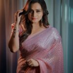 Lakshmi Nakshathra Instagram - Saree Day 💫 Photography @jimshadphotography Wearing @kayjodesigns.online Production: @avmagic.ae #lakshminakshathra Dubai, United Arab Emirates