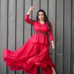 Lakshmi Nakshathra Instagram – Red is a bit of everything: kinda classy, kinda crazy.

📸. @imagiophotography_official 
Outfit: @acornfashionlines
Stylist : @stylewithandriya
Muah @mukeshmuralimakeover
Asst. @arjunarju111 
Jwlry : @goodwillcollectionskerala

#lakshminakshathra