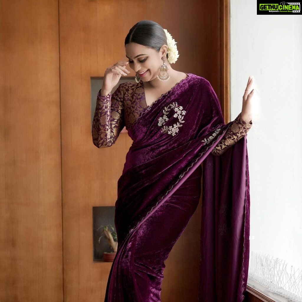 Lakshmi Nakshathra Instagram - Flawless 💫 Saree @hafsaaddotcom 📸. @wed_fort Retouch @ajmaltorres Muah @sindhu_valsan Jwlry @sreshta_jewels Styling @stylewithandriya #lakshminakshathra