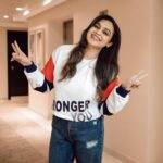 Lakshmi Nakshathra Instagram - Some mandatory pics in cool casuals after Onam 🙊💫 📸. @_muda._ #lakshminakshathra #dubai #dubai🇦🇪 #dubailife #dubaidays Dubai, United Arab Emirates