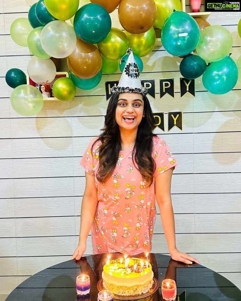 Lakshmi Nakshathra Instagram - Thank you God for adding another year in my life. 🙏 I am grateful! Thank you everyone for your lovely Birthday Wishes ❤️ #lakshminakshathra #birthday #birthdaywishes #grateful #thankful #surprises #birthdaycelebration