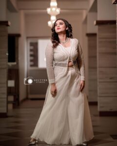 Lakshmi Nakshathra Instagram - Owning the beauty of White 🤍✨

#White&White
#lakshminakshathra
#nakshathramusings

📸. @frame_stitcherweddings 
  @shutterstories_byamal 
Outfit @silkycalicut 
Styling @stylewithandriya 
Muah @sindhu_valsan 
Jwlry @adorebypriyanka