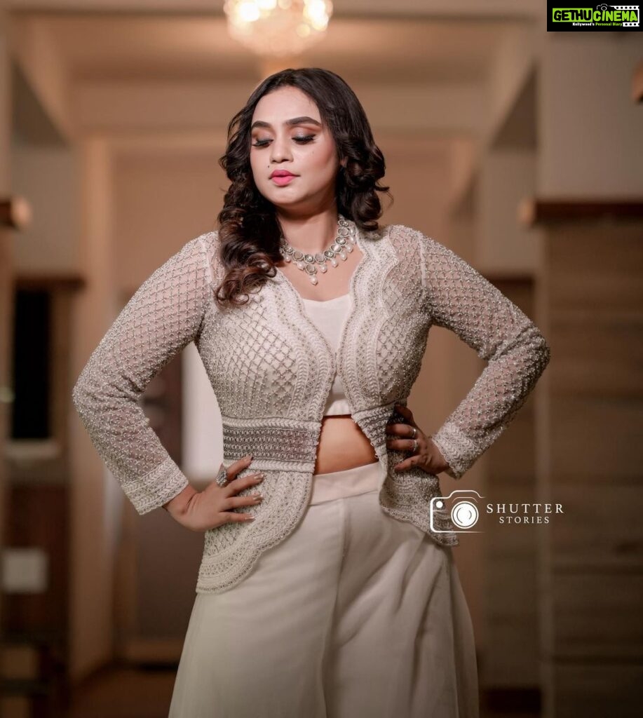 Lakshmi Nakshathra Instagram - 📸. @frame_stitcherweddings @shutterstories_byamal