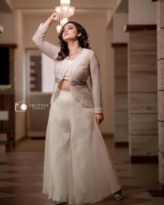 Lakshmi Nakshathra Instagram - Owning the beauty of White 🤍✨

#White&White
#lakshminakshathra
#nakshathramusings

📸. @frame_stitcherweddings 
  @shutterstories_byamal 
Outfit @silkycalicut 
Styling @stylewithandriya 
Muah @sindhu_valsan 
Jwlry @adorebypriyanka