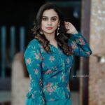 Lakshmi Nakshathra Instagram - 📸. @liju_photographyoff Outfit @kalista_shaheera_noushad Muah @abilashchickumakeupartist