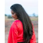 Lakshmi Priyaa Chandramouli Instagram – Hello, It’s been a while! 🌶️

Shot by the brilliant @madwhoworks

#PhotoShoot #ActorsLife
#KollywoodActress #TamilActress #TamilPonnu #SelfStyling #SelfMakeUp #LakshmiPriyaaChandramouli #WorkLife #Experiments #GratitudeAlways #GratitudeAllDayEveryDay #EcrPhotoShoot #DreamWithoutFear #LoveWithoutLimits #PatiencePays ECR