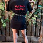 Leena Jumani Instagram - This fit has us all in fits! @leena_real’s addition of a black belt to her 𝐇𝐢𝐩𝐢 T-shirt is uber cool. Download the 𝐇𝐢𝐩𝐢 𝐚𝐩𝐩 and join the squad today. #HipiKaroMoreKaro #LeenaJumani #HipiMerch #Merch #HipiCreator #HipiSquad #HipiFam #Hipi