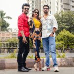 Leena Jumani Instagram - From Hey Kem chho London promotions ♥️ @mangoostudios @heykemchholondon @mitragadhvi @manasshah111 @akki_tsd @ssunnysuraani Surat, Gujarat