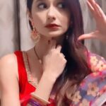 Leena Jumani Instagram - This song🔥 #just #reels #reelitfeelit #feelitreelit #shootinglook #lastreelof2021